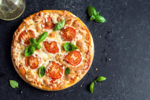 Segunda é dia de pizza no quiosque Força e Saúde