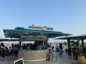 Quiosque Areia MPB inaugura em Copacabana 1